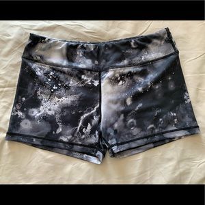 IAB MFG black gray splatter shorts SIZE XL